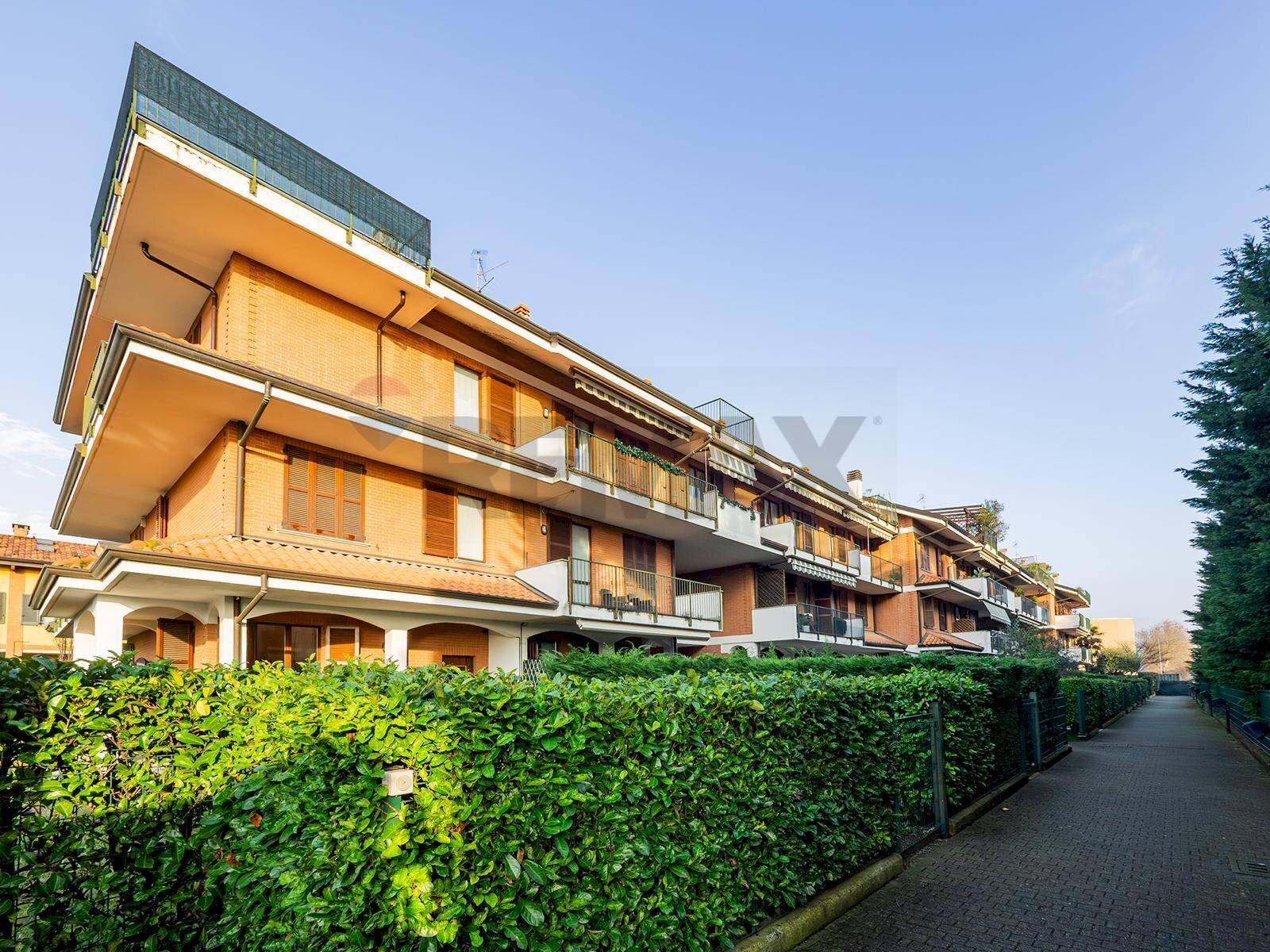 Edificio all\'aperto - Monolocale Via Spluga
 
1, Seregno - foto 1