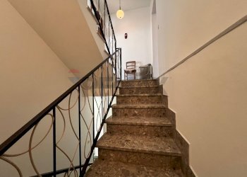 Scale - Casa semi indipendente Largo San Donato
 
51, Fragneto Monforte - foto 10