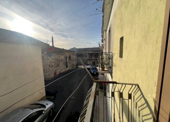 Balcone - Casa semi indipendente Largo San Donato
 
51, Fragneto Monforte - foto 14