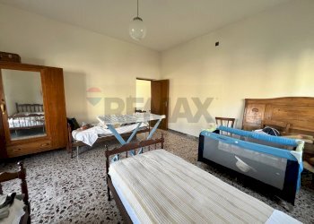 Camera / camera da letto - Casa semi indipendente Largo San Donato
 
51, Fragneto Monforte - foto 24