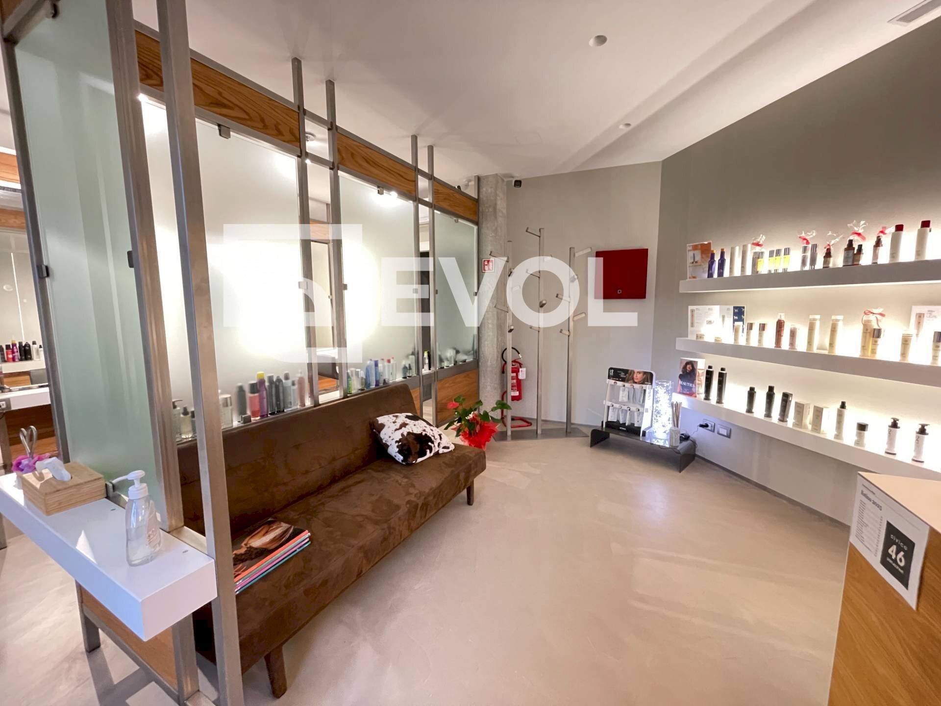 Foto 2 - Attività Commerciale via Prachiuso
1, Udine - foto 2