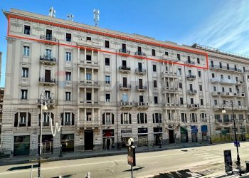 Edificio all\'aperto - Office via Roma
 
325, Palermo - photo 3