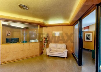 Ricezione / Lobby - Office via Roma
 
325, Palermo - photo 11