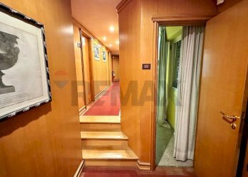 Scale - Office via Roma
 
325, Palermo - photo 60