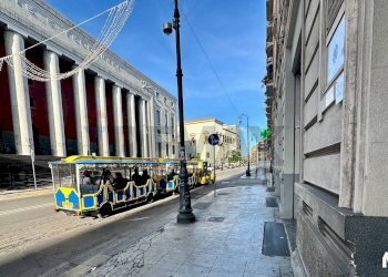 Edificio all\'aperto - Office via Roma
 
325, Palermo - photo 1