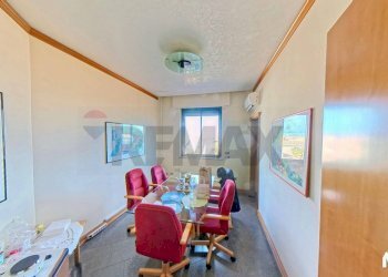 Sala da pranzo - Office via Roma
 
325, Palermo - photo 36