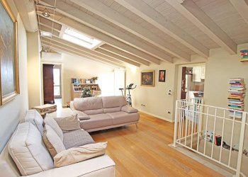 Soggiorno - Attic via monte, Padenghe sul Garda - photo 12