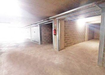 Garage - Box via Corridoni
 
79, Bergamo - foto 9