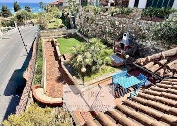 Foto 1 - Villa via Sant'Elmo, Diano Marina - foto 1