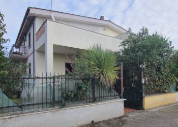 Foto 1 - Villa via Montagnano
 
232, Albano Laziale - foto 1