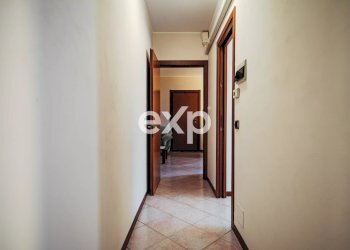 CORRIDOIO - Three-room apartment Via Giovanni Pacini, Seregno - photo 18