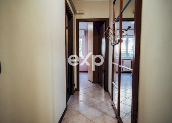 CORRIDOIO - Three-room apartment Via Giovanni Pacini, Seregno - photo 20