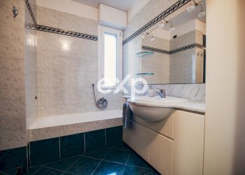 BAGNO - Three-room apartment Via Giovanni Pacini, Seregno - photo 22