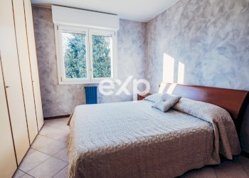 CAMERA DA LETTO - Three-room apartment Via Giovanni Pacini, Seregno - photo 51