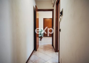 CORRIDOIO - Three-room apartment Via Giovanni Pacini, Seregno - photo 53