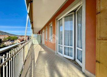 Two-room apartment Via Martiri della Libertà, Andora - photo 3