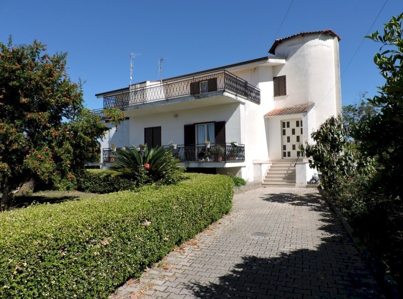 Villa Bifamiliare Cellole - foto 1