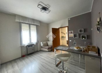 Casa indipendente Via Fratelli Manfredi, Castelnovo di Sotto - foto 11