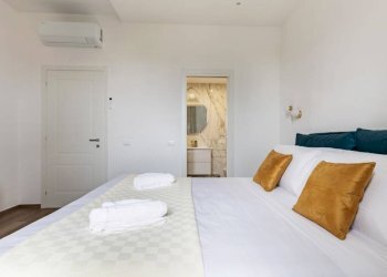 Camera da letto - Three-room apartment via Domenico Fontana, 40, Roma - photo 4