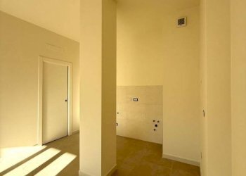 Cucina - Bilocale via Guglielmo Baldessano, 41, Carmagnola - foto 15