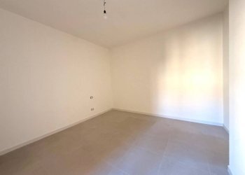 Camera da letto - Bilocale via Guglielmo Baldessano, 41, Carmagnola - foto 22