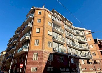 Facciata - Bilocale via Guglielmo Baldessano, 41, Carmagnola - foto 5