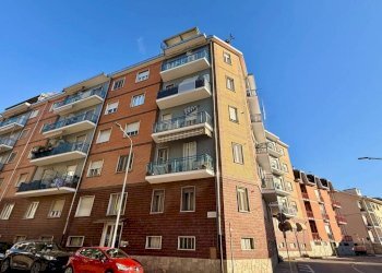 Facciata - Bilocale via Guglielmo Baldessano, 41, Carmagnola - foto 6