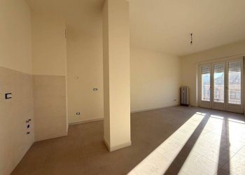 Cucina - Bilocale via Guglielmo Baldessano, 41, Carmagnola - foto 10