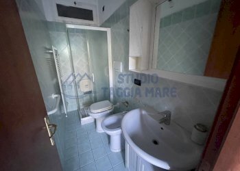 IMG_7938.JPG - Porzione di casa Strada per i Piani, Castellaro - foto 5