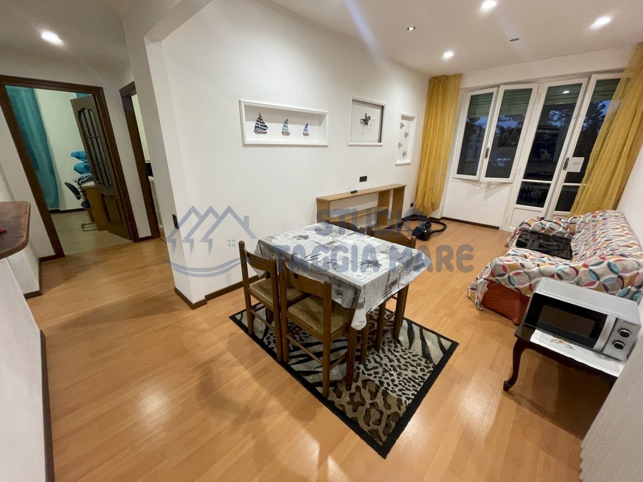 IMG_6869.JPG - Four-room apartment Via Duca degli Abruzzi 22, Sanremo - photo 3