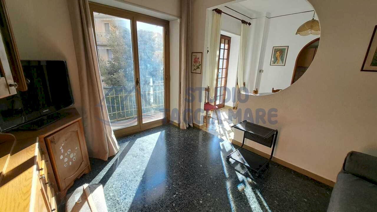 WhatsApp Image 2026-01-02 at 15.54.45.jpeg - Trilocale Via Cristoforo Colombo, Taggia - foto 3