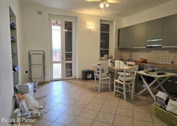 06.jpg - Quadrilocale Via George Byron 59, Tuoro sul Trasimeno - foto 6