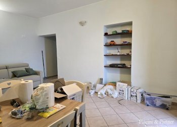 11.jpg - Quadrilocale Via George Byron 59, Tuoro sul Trasimeno - foto 11