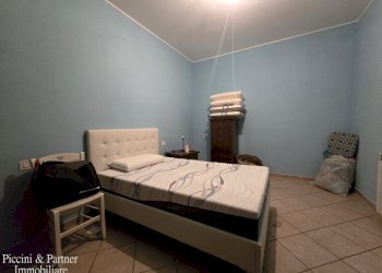 17.jpg - Quadrilocale Via George Byron 59, Tuoro sul Trasimeno - foto 17