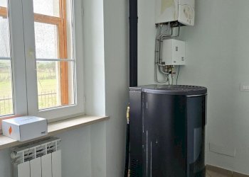 30.jpg - Quadrilocale Via George Byron 59, Tuoro sul Trasimeno - foto 30