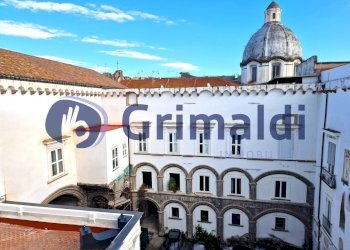 03.jpg - Quadrilocale Via San Biagio dei Librai 121, Napoli - foto 2