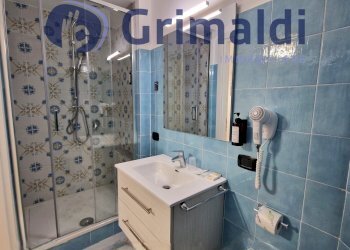 029.jpg - Quadrilocale Via San Biagio dei Librai 121, Napoli - foto 17