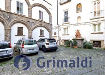 033.jpg - Quadrilocale Via San Biagio dei Librai 121, Napoli - foto 19