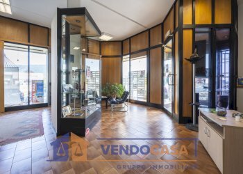 Commercial Premises Busca - photo 6