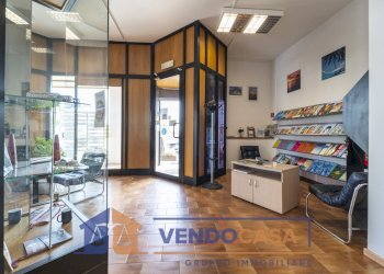 Commercial Premises Busca - photo 7