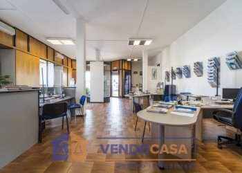 Commercial Premises Busca - photo 11