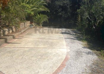 Villa via brigate cento croci, 21 
 Mezzema, Deiva Marina - foto 12