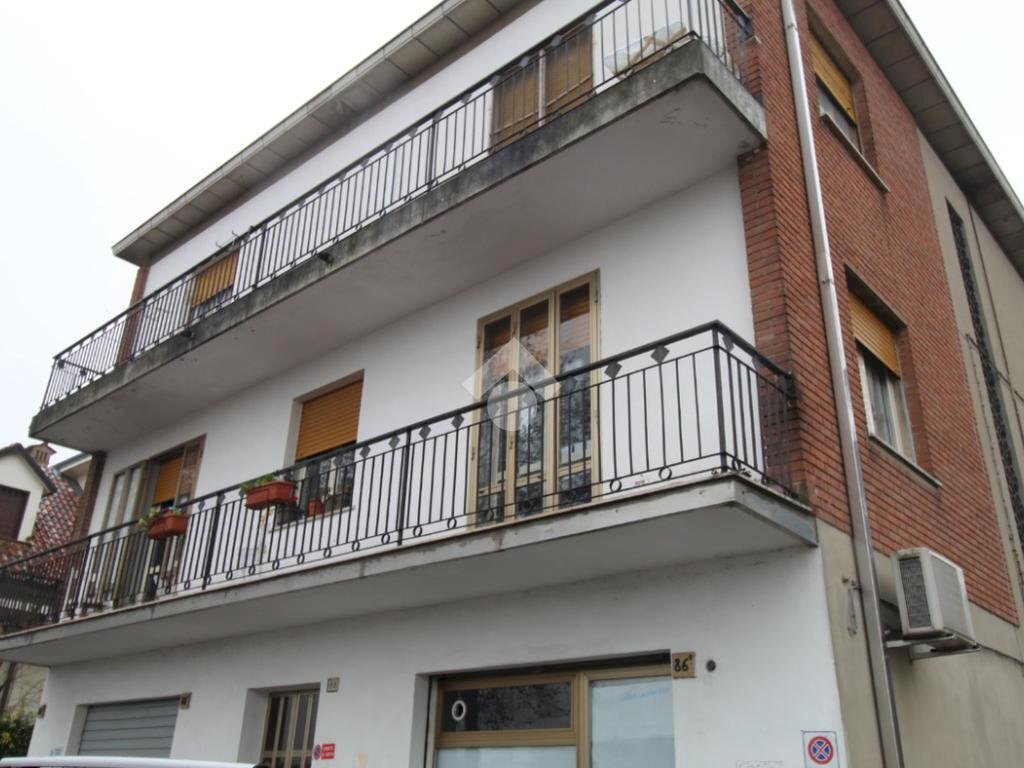 Four-room apartment Strada statale dinazzano, Casalgrande - photo 1