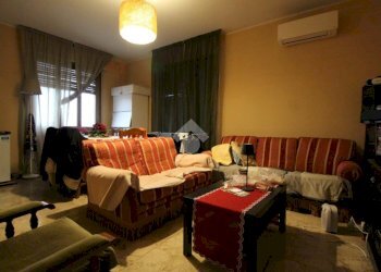 Four-room apartment Strada statale dinazzano, Casalgrande - photo 5