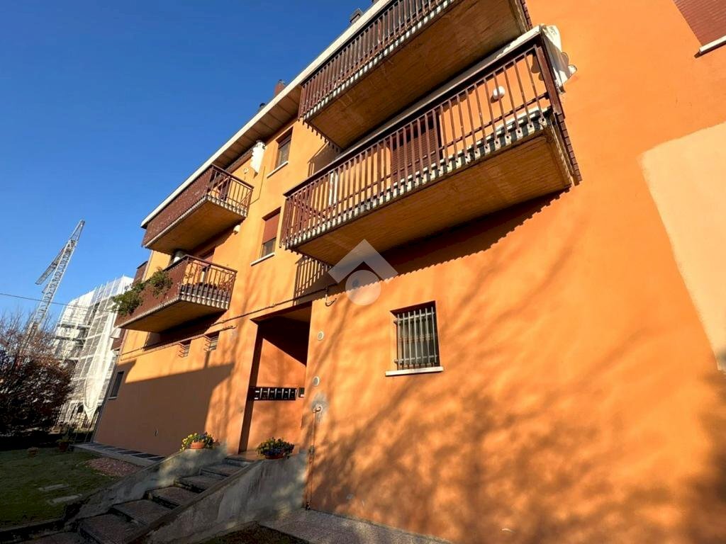 Three-room apartment Via Milano, Medolla - photo 1