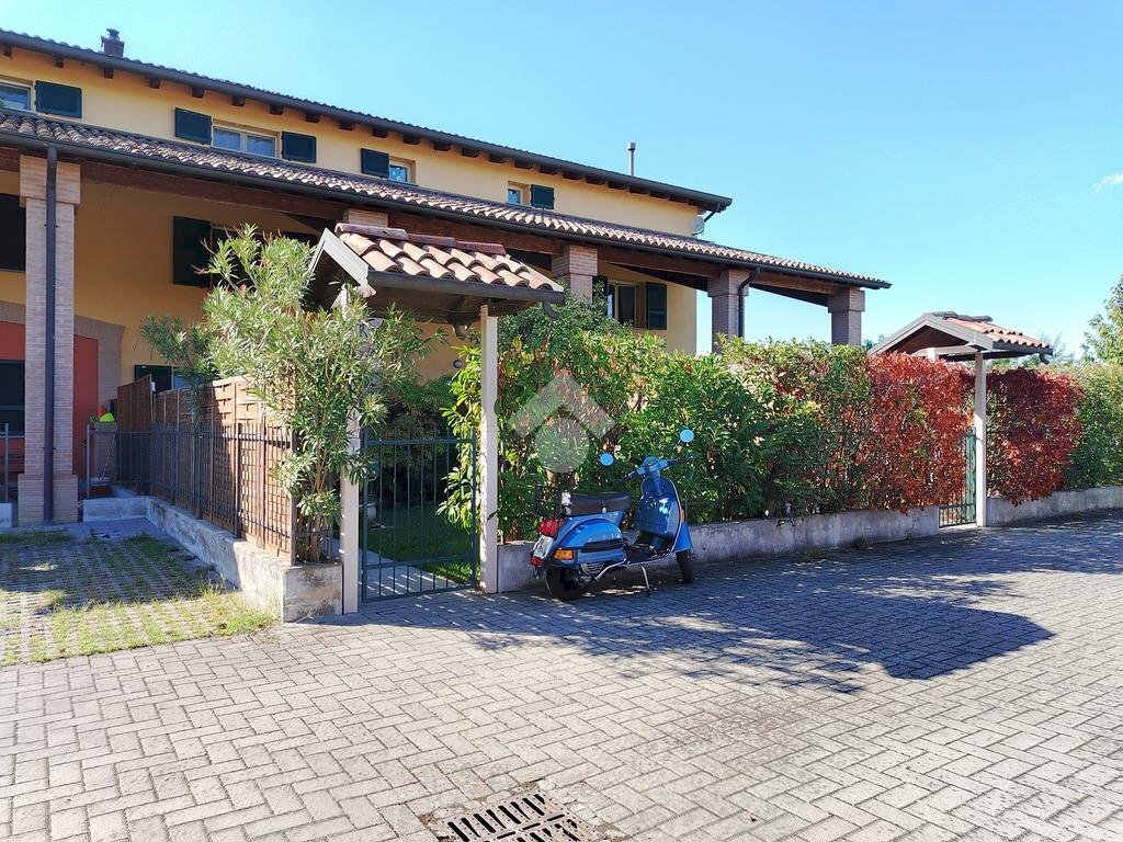 Appartamento Strada principale Beneceto, Parma (zona San Lazzaro) - foto 2