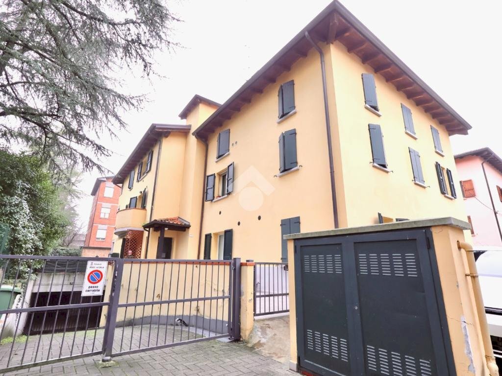 One-room apartment Via Monte Nero, Reggio nell'Emilia - photo 3