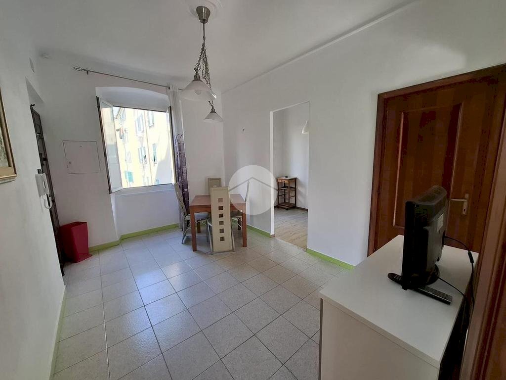 Four-room apartment Via antonio piccone, Genova (neighborhood Certosa) - photo 1