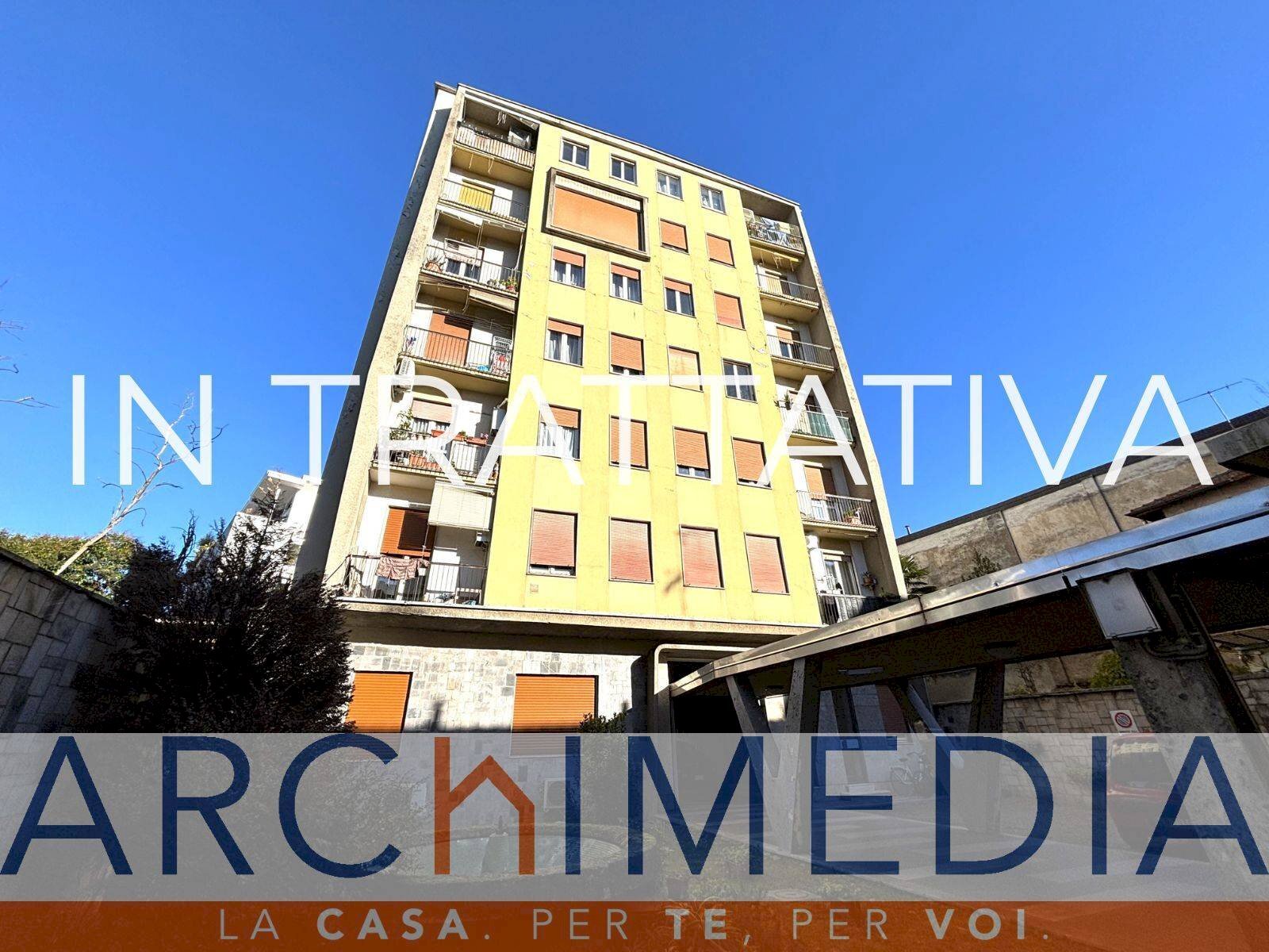 Foto 1 - Three-room apartment via volta, Gallarate - photo 1