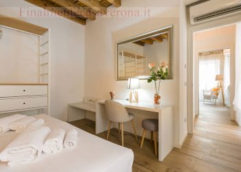 camera matrimoniale - Trilocale Piazza San Nicolo', Verona - foto 15